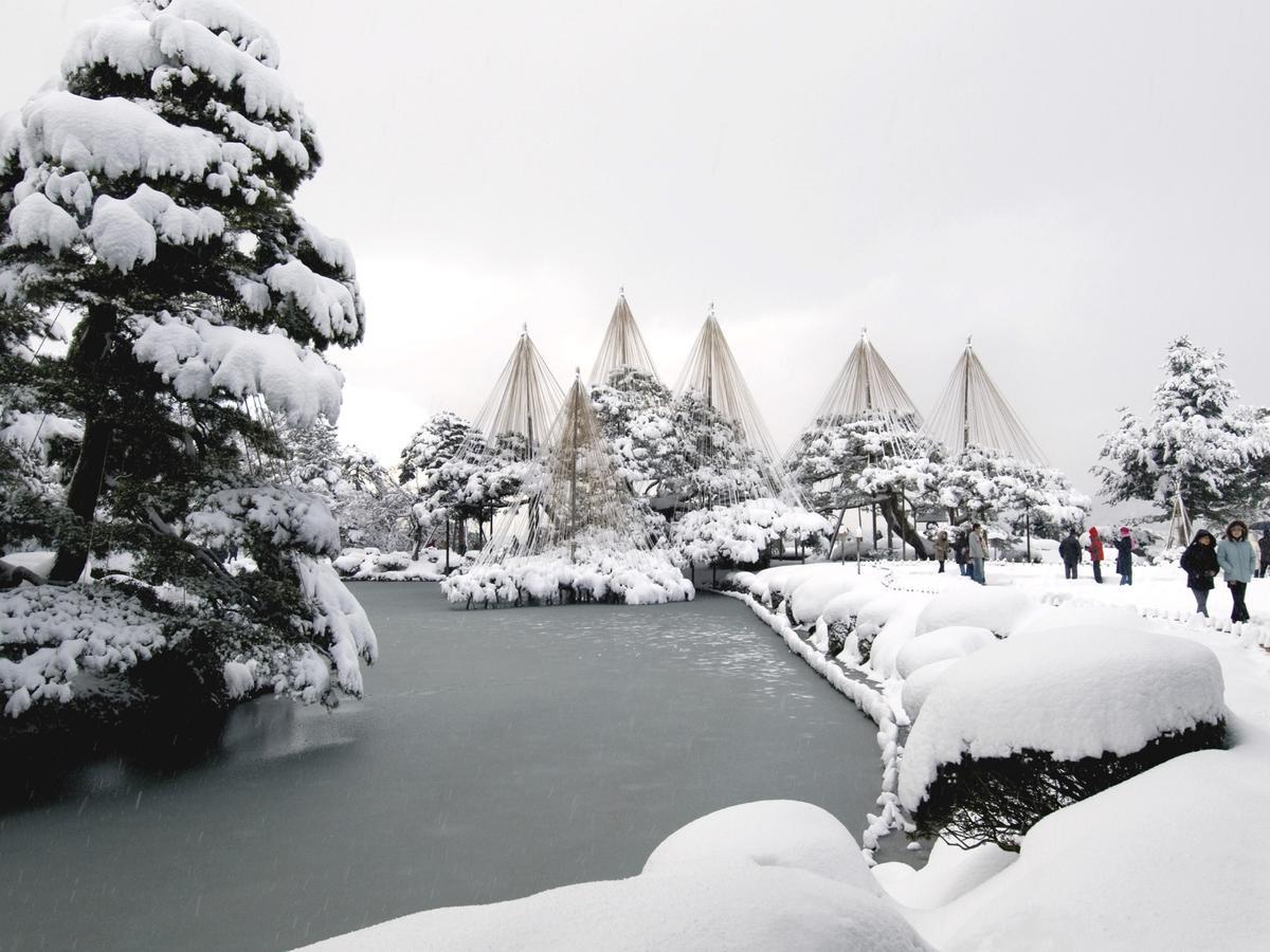 Hotel Wing International Premium Kanazawa Ekimae Bagian luar foto