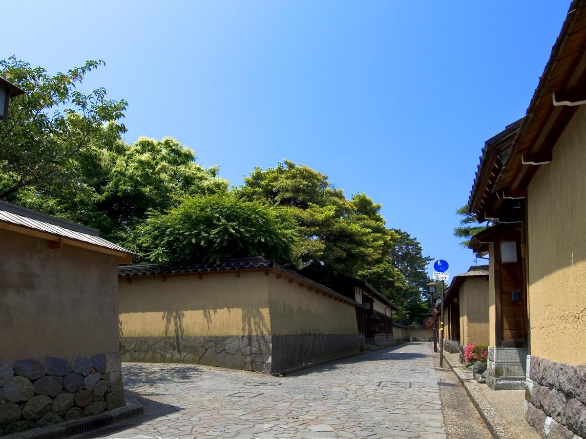 Hotel Wing International Premium Kanazawa Ekimae Bagian luar foto