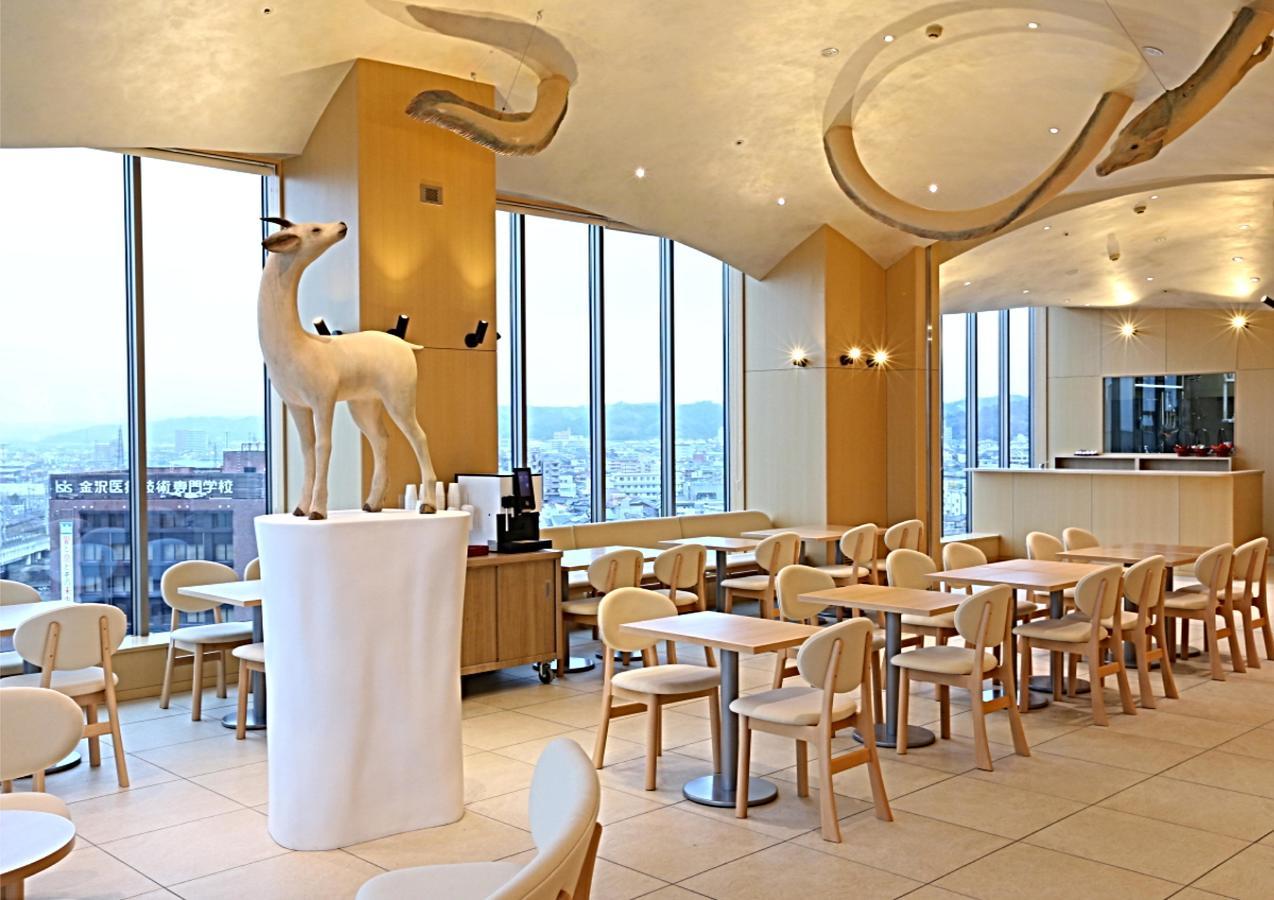 Hotel Wing International Premium Kanazawa Ekimae Bagian luar foto